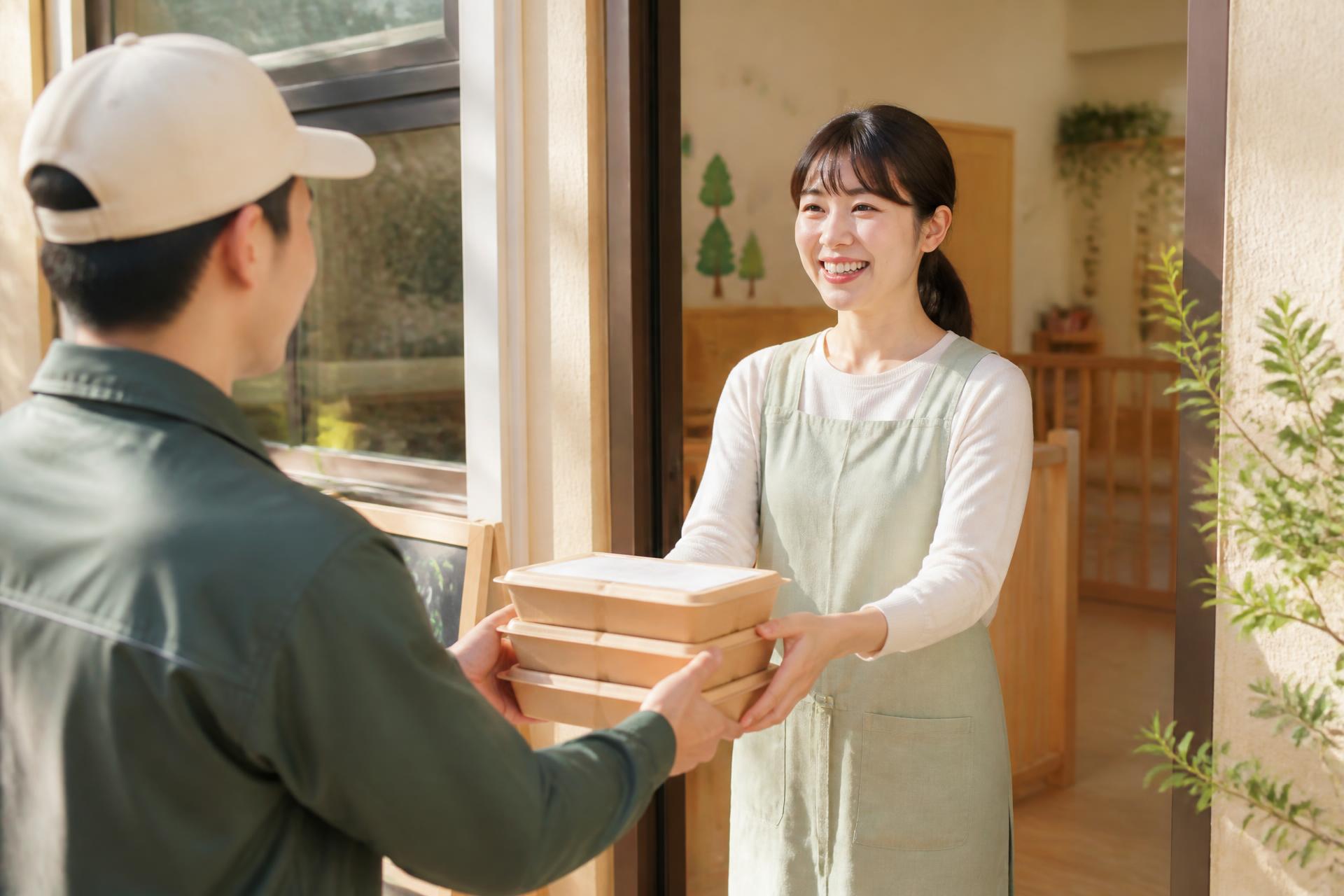 Optimal Wellness meal delivery to a childcare center